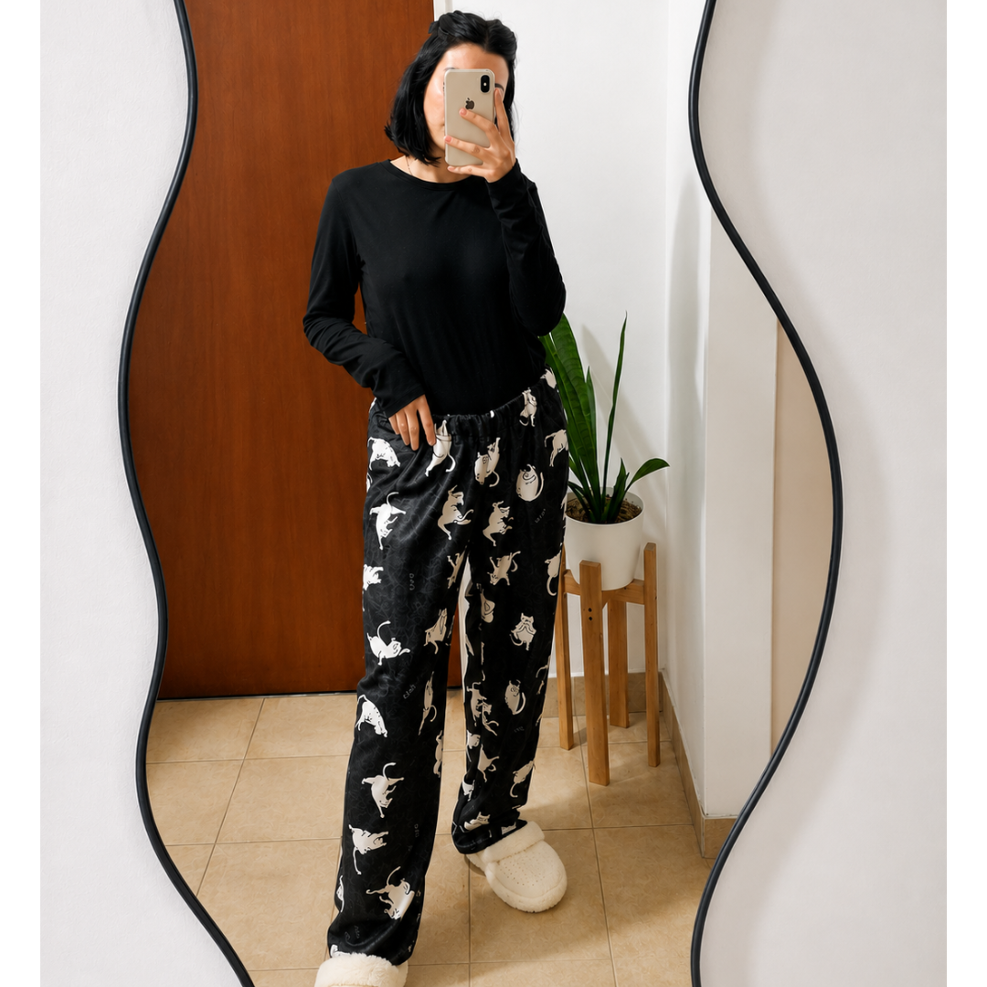 Pantalon polar soft gatos negro